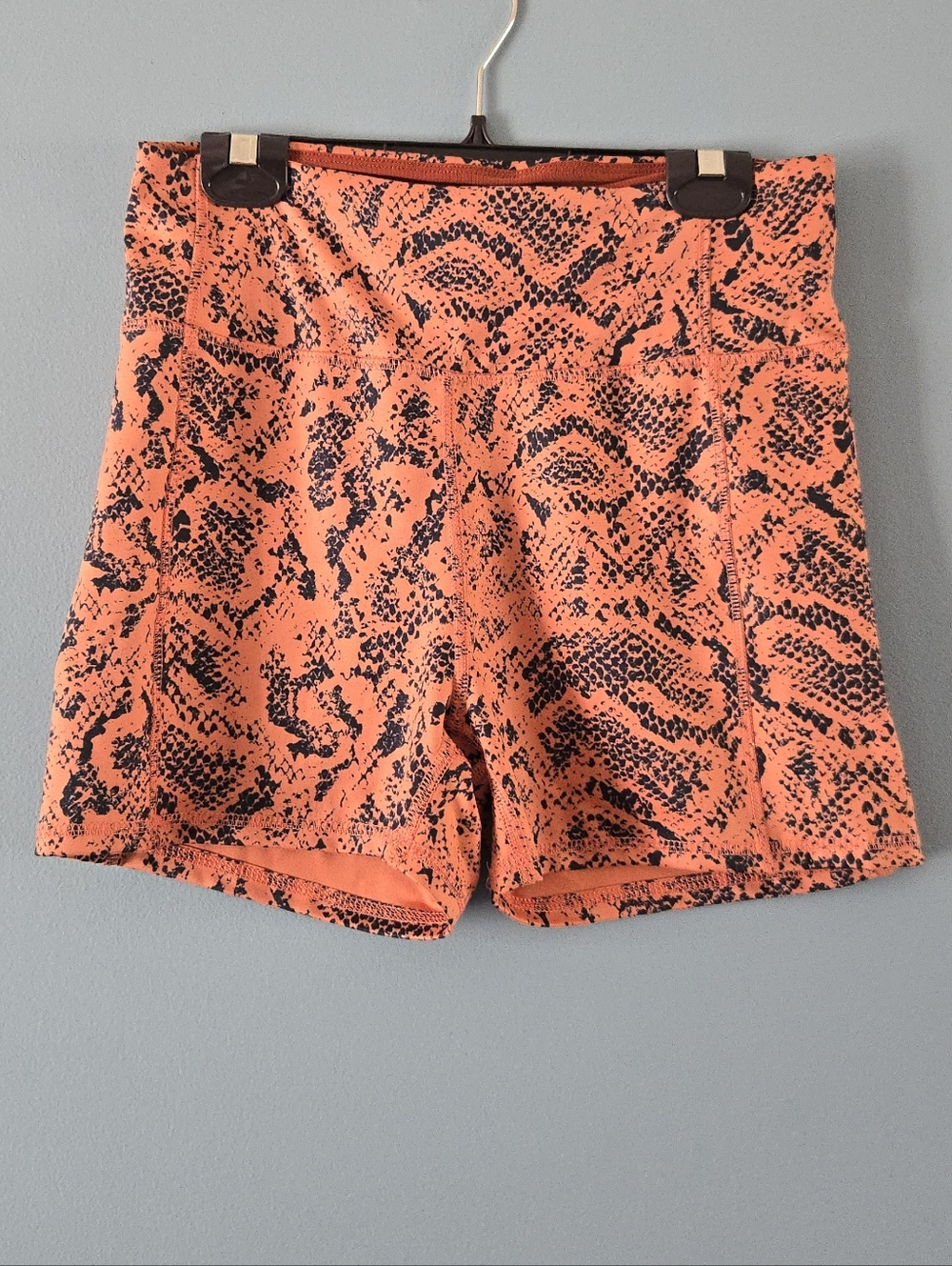Snake Print Active Shorts Medium